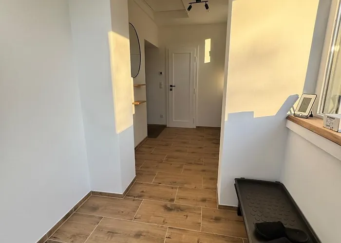 In In Perfect Situaton Near Vic And Donau Park With Pool And Private Garden Sleeps 4 With 2 Bedrooms, Kitchen And Livingroom And Bath And Private Parking Villa *